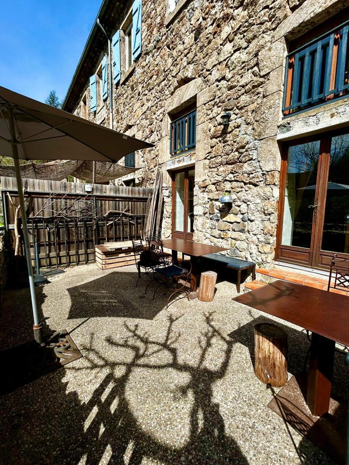 Apartament Rives De Bourges Burzet Zewnętrze zdjęcie