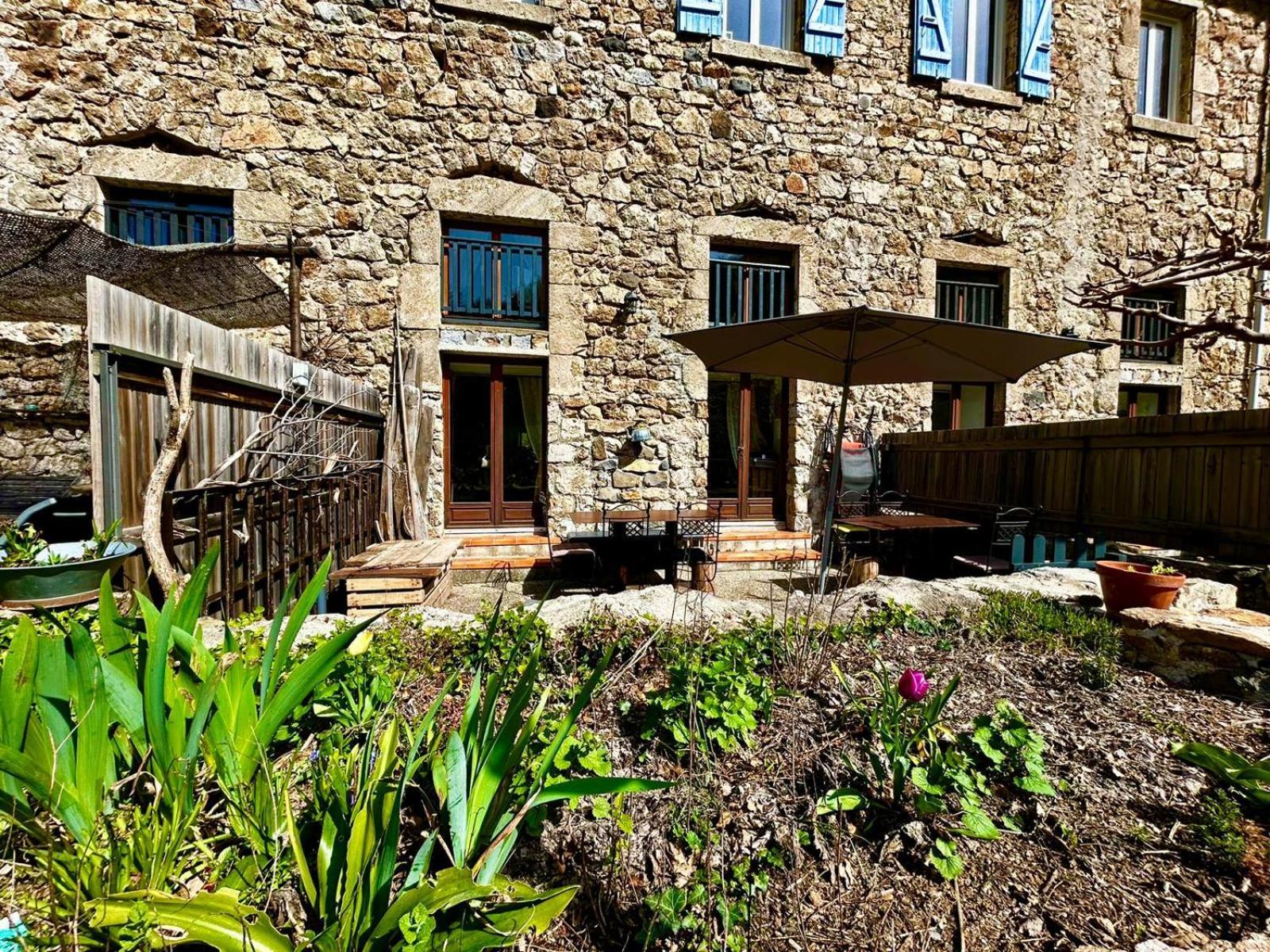 Apartament Rives De Bourges Burzet Zewnętrze zdjęcie