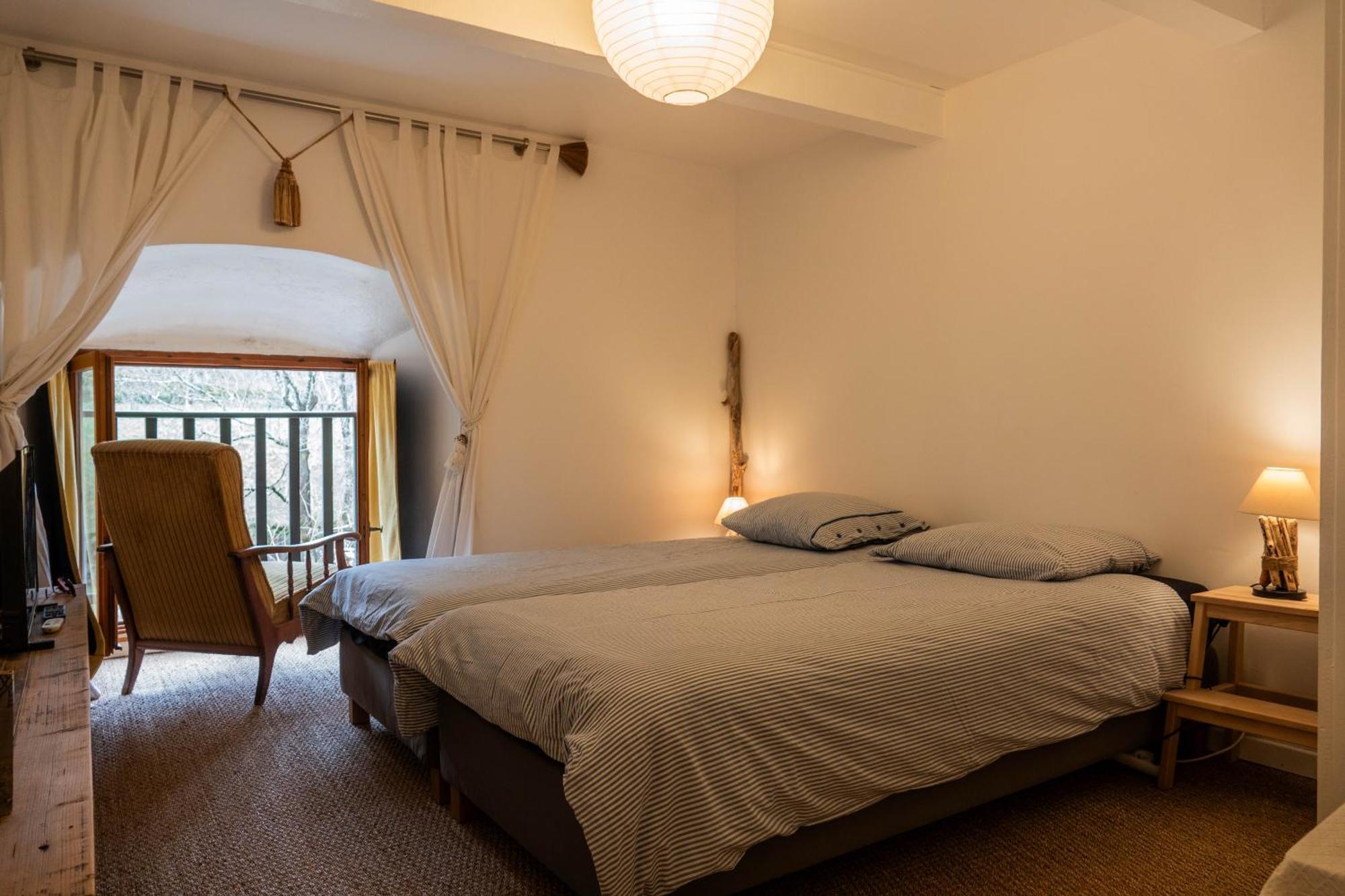 Apartament Rives De Bourges Burzet Zewnętrze zdjęcie